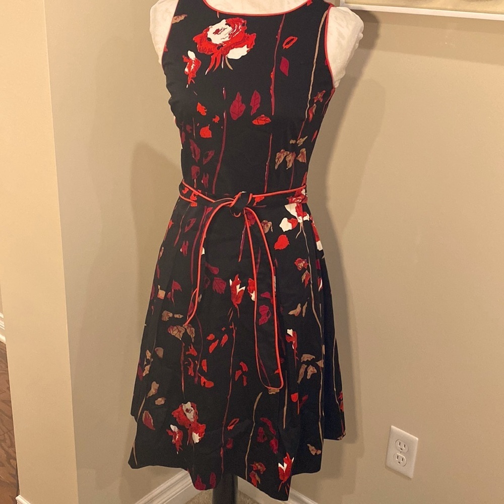 Talbots 2p flower dress with belt
